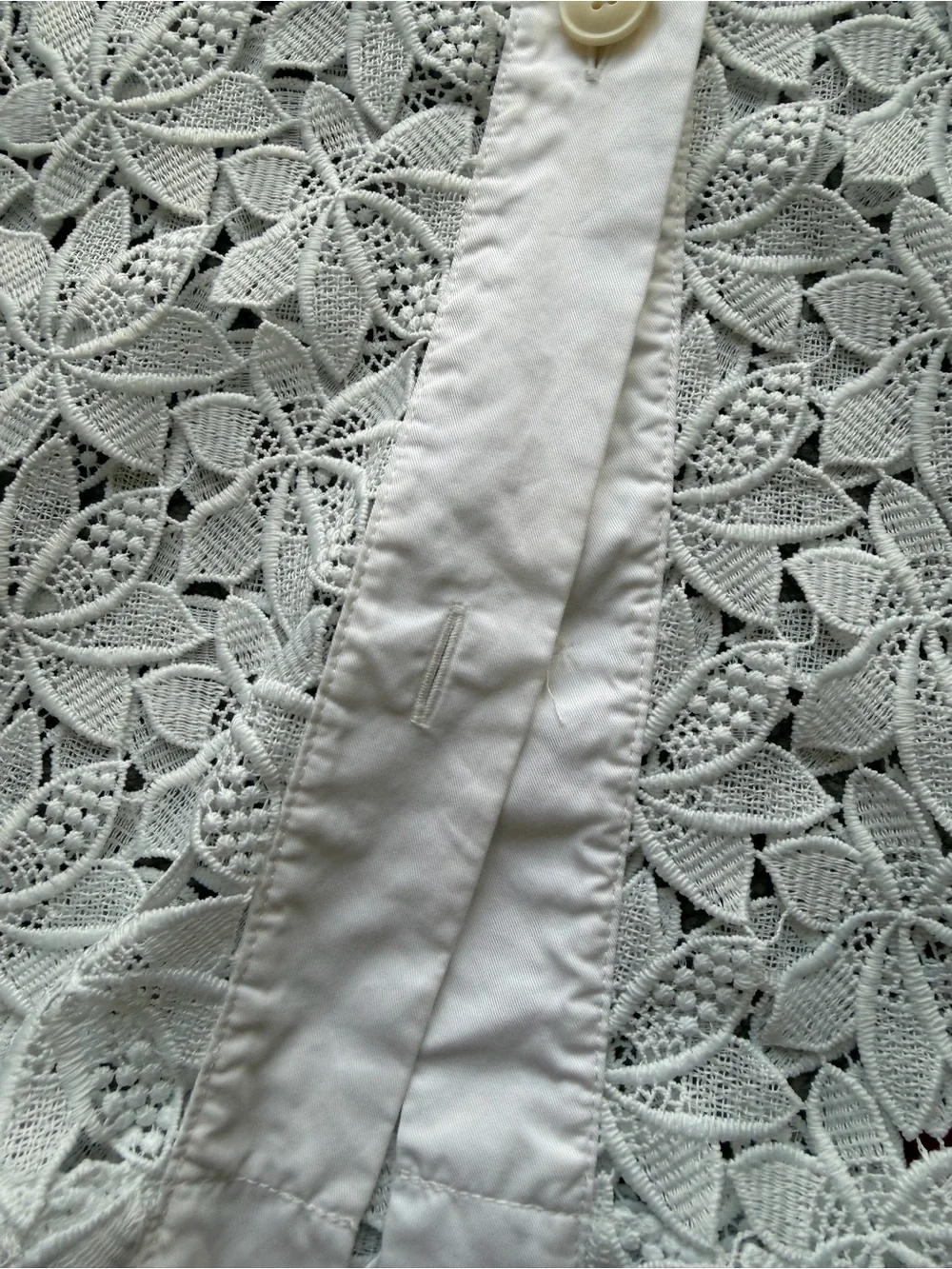 Kate Spade White Floral Lace Oversized Button Front Shirt